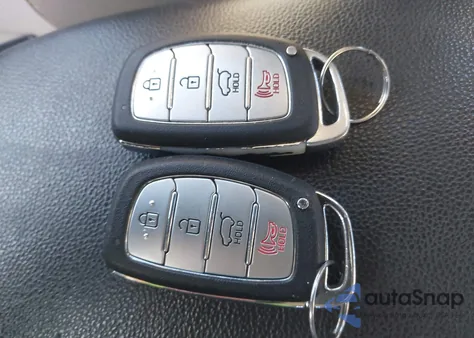 2017 Hyundai Elantra Gt z USA, uszkodzony, nr VIN KMHD35LHXHU354602